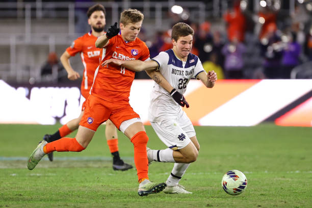 还修建了一 还修建了一